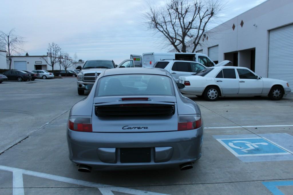 2003 Porsche 911 Damaged Wrecked