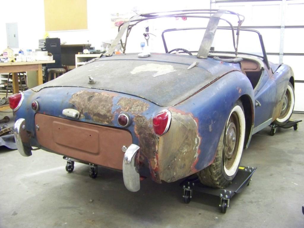 1960 Triumph TR3 convertible – Rough, but repairable