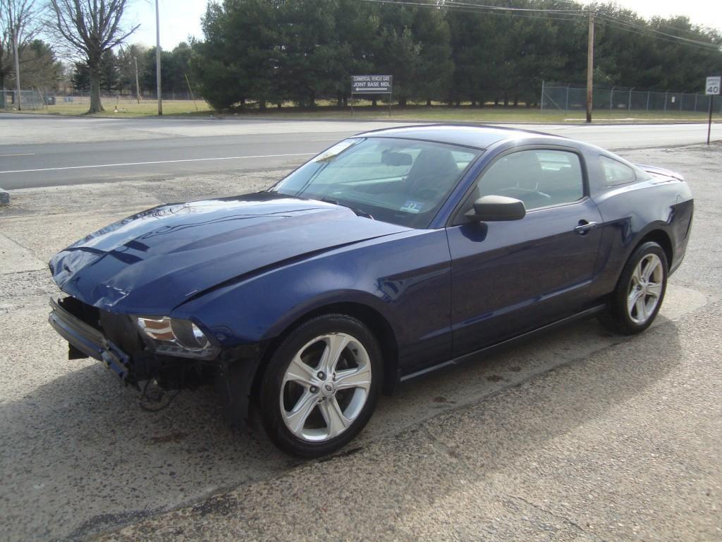2010 Ford Mustang V6 Automatic Salvage Rebuildable