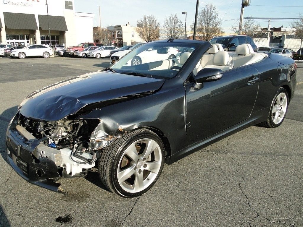 Wrecked 2010 Lexus IS C Convertible repairable rebuildable
