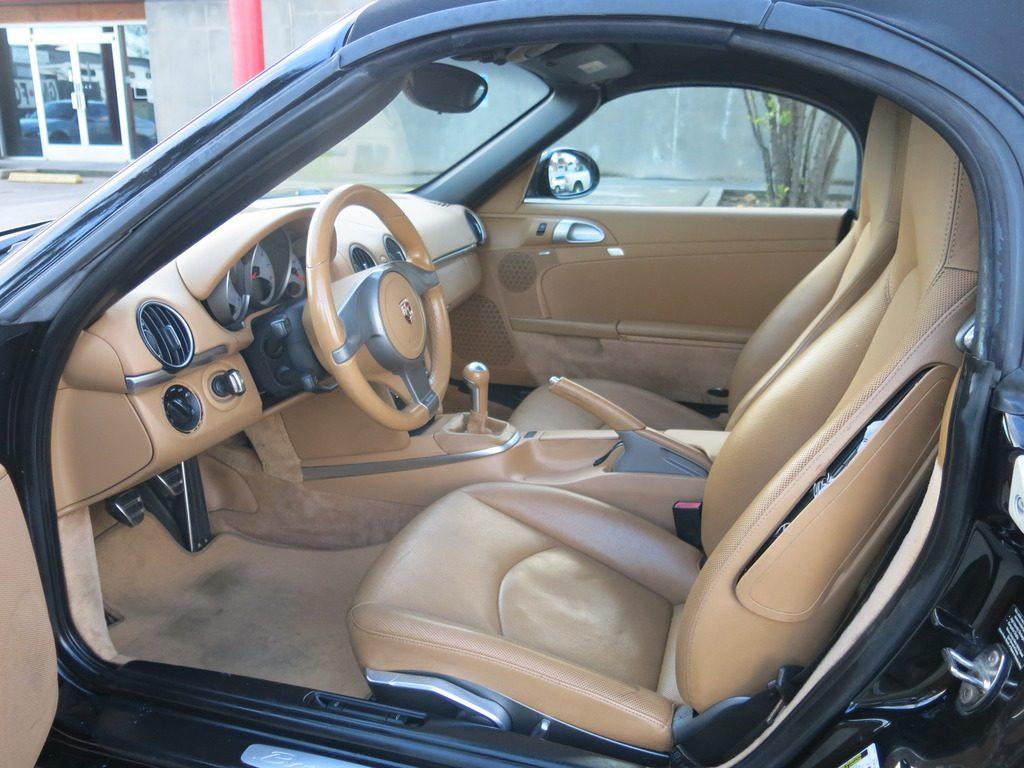 Loaded with options 2010 Porsche Boxster Boxster S repairable