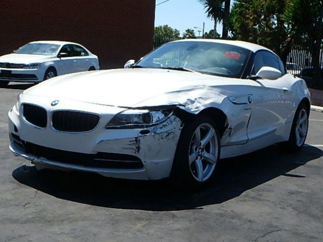 Luxurious coupe 2016 BMW Z4 sDrive28i repairable