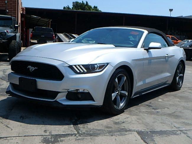 Fender damage 2016 Ford Mustang V6 Convertible repairable