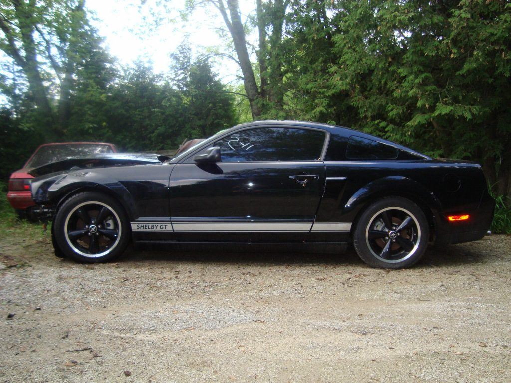 Loaded 2007 Ford Mustang Shelby GT repairable