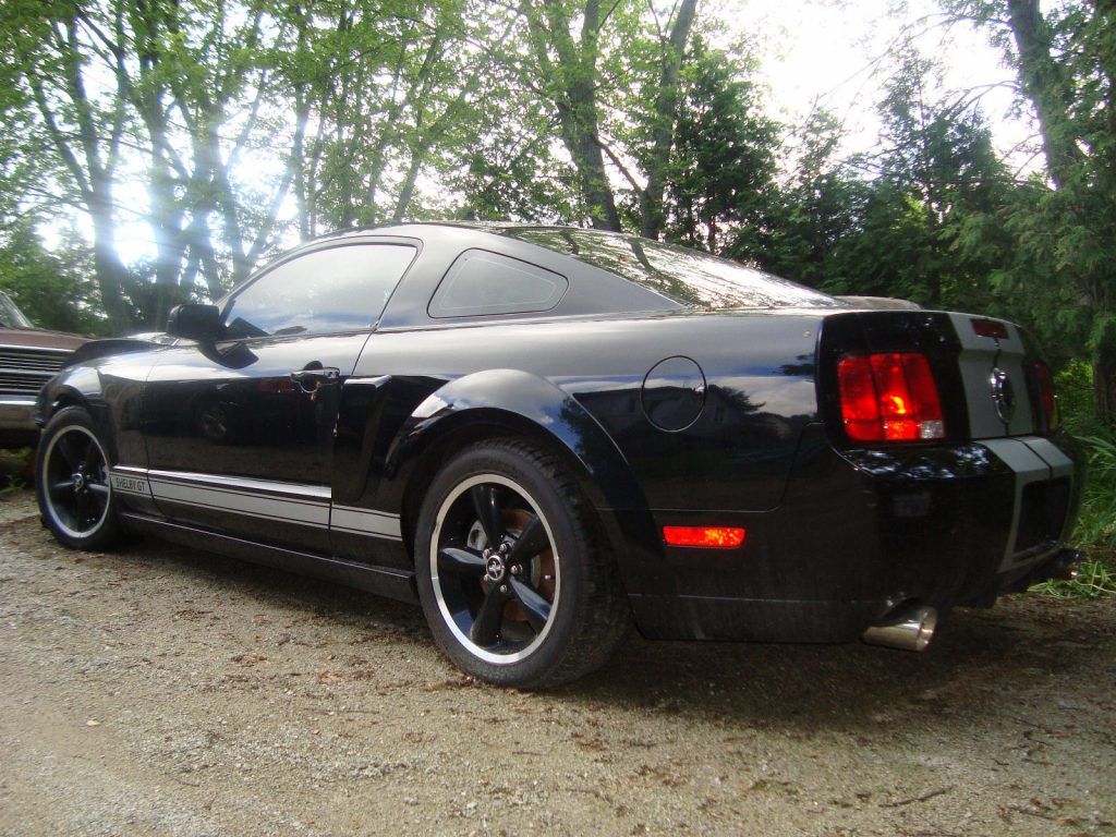 Loaded 2007 Ford Mustang Shelby GT repairable