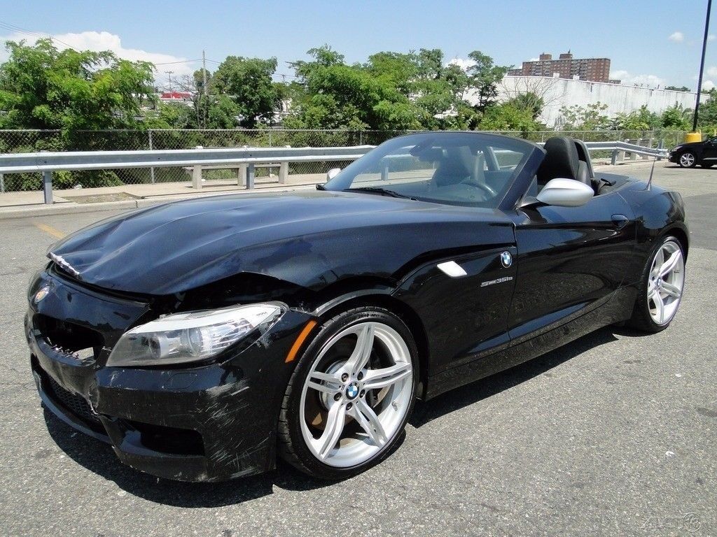 fast 2011 BMW Z4 sDrive35is repairable