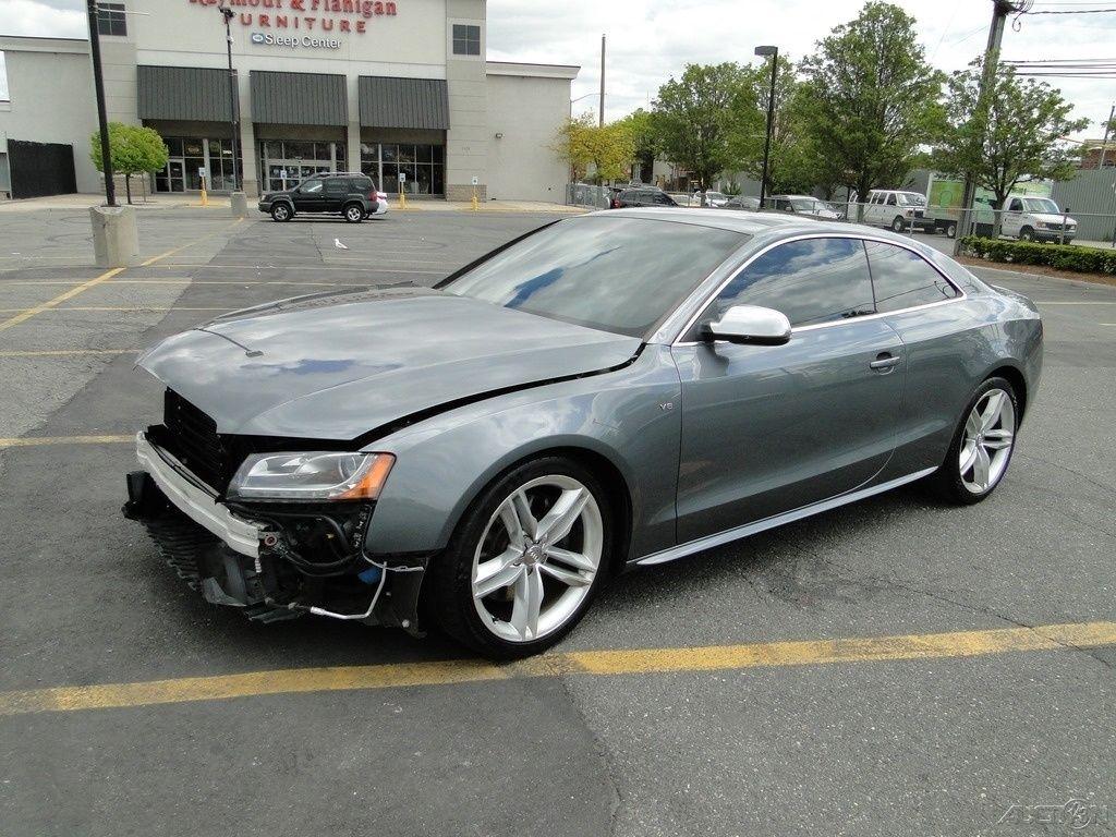 loaded 2012 Audi S5 4.2 Premium Plus repairable for sale