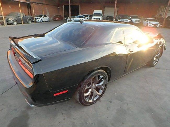 strong 2015 Dodge Challenger R/T Plus repairable