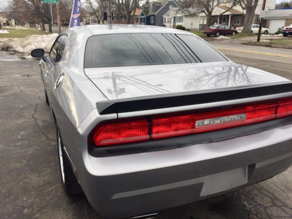 loaded 2013 Dodge Challenger repairable
