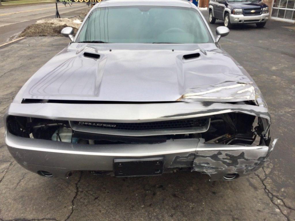 loaded 2013 Dodge Challenger repairable