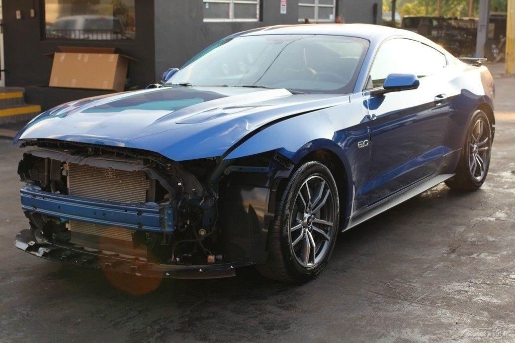 very low miles 2017 Ford Mustang GT 2dr Fastback Repairable