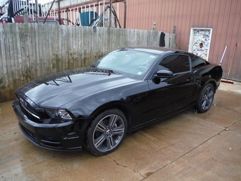 low miles 2014 Ford Mustang V6 COUPE repairable