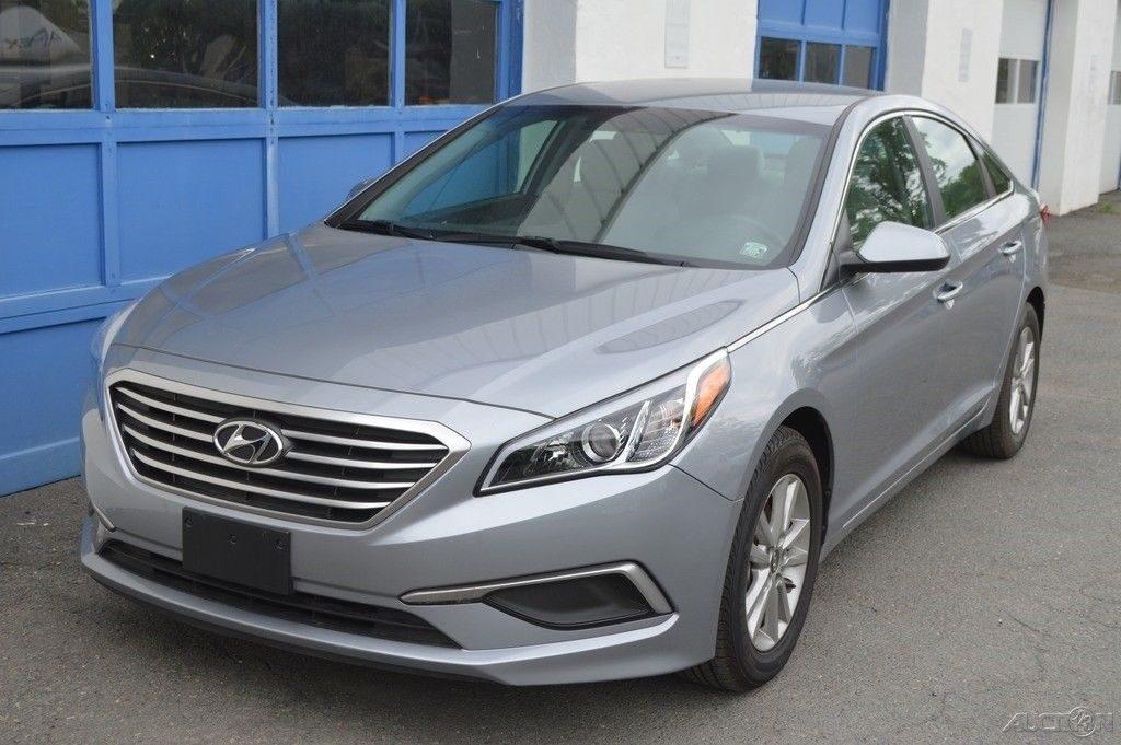 very low mileage 2016 Hyundai Sonata SE repairable