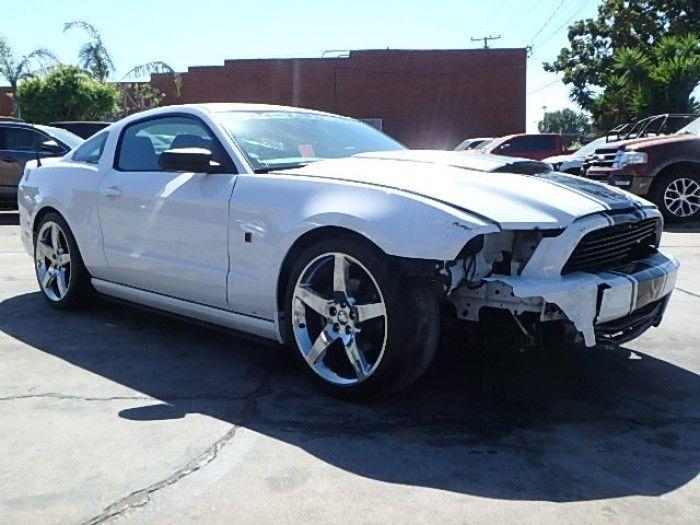 low miles 2014 Ford Mustang Coupe repairable