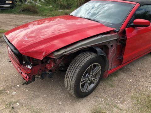 fine running 2013 Ford Mustang V6 Convertible Repairable for sale