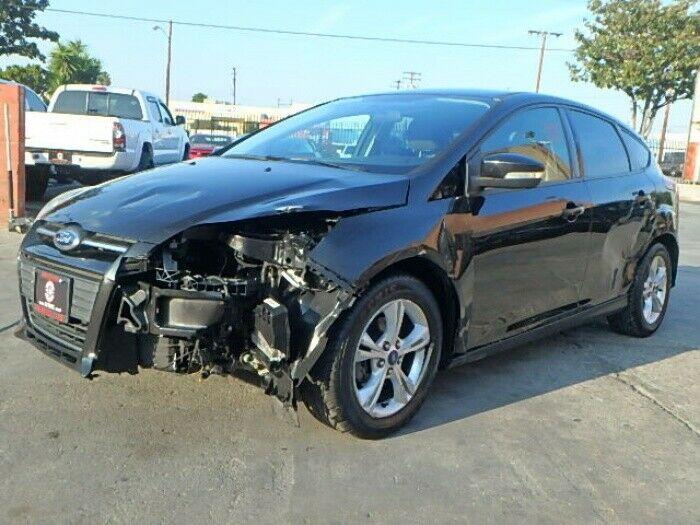 well equipped 2013 Ford Focus SE repairable