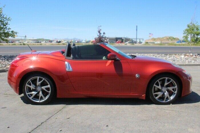 well optioned 2013 Nissan 370Z Touring Roadster repairable