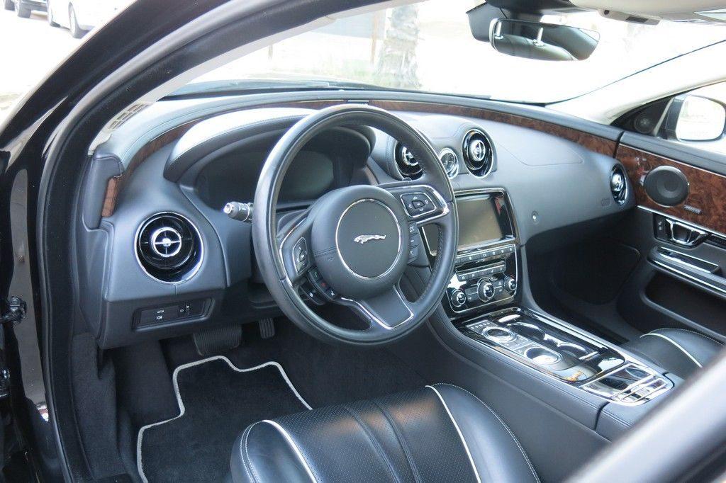 fully loaded 2018 Jaguar XJ repairable