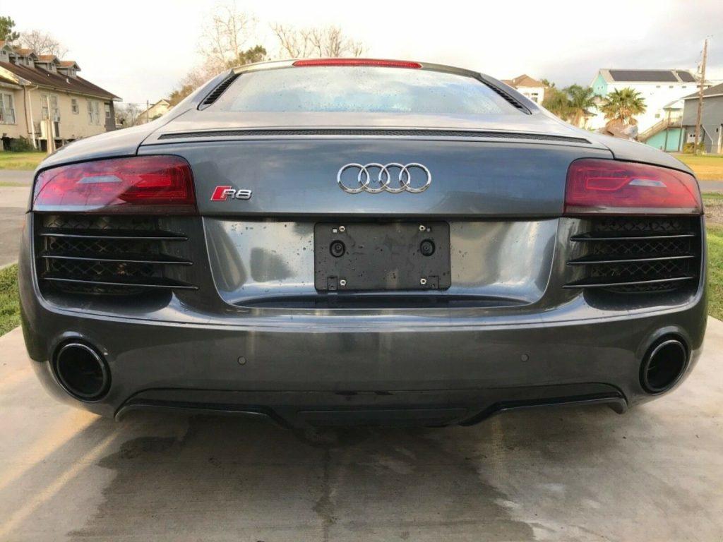front collision 2014 Audi R8 Coupe repairable