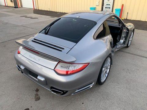 loaded 2011 Porsche 911 Turbo S 997 Tiptronic 500hp Coupe repairable for sale