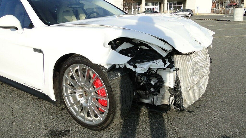 loaded 2013 Porsche Panamera GTS 4.8L V8 AWD repairable