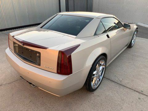 well equipped 2006 Cadillac XLR Hard Top Convertible repairable for sale