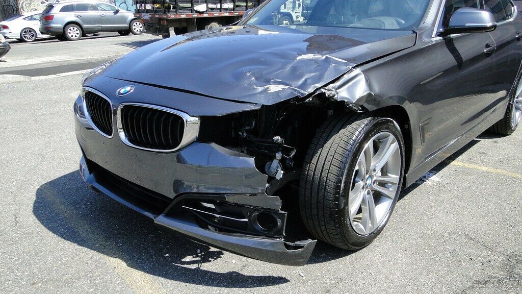 low miles 2018 BMW 3 Series i xDrive repairable