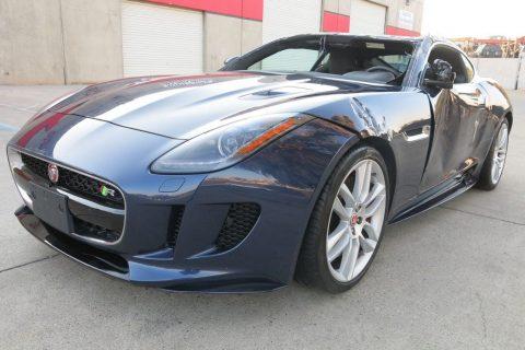low miles 2017 Jaguar F Type R AWD 5.0L 8v/supercharge 550hp repairable for sale