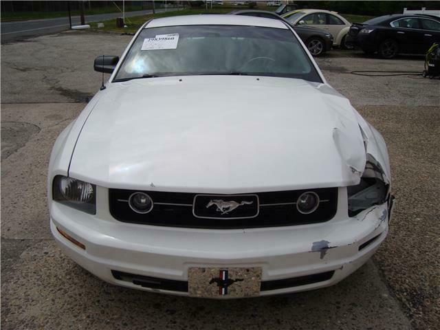 2008 Ford Mustang V6 Premium repairable [easy fix]