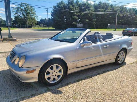 2003 Mercedes Benz CLK320 Convertible V6 Repairable [very light damage] for sale