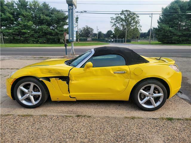 2007 Saturn Sky Convertible repairable [no damage to mechanical parts]
