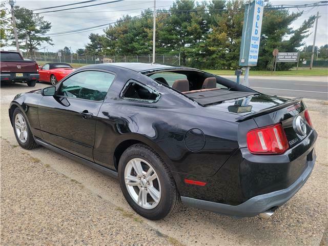 2011 Ford Mustang V6 Repairable [light damage]