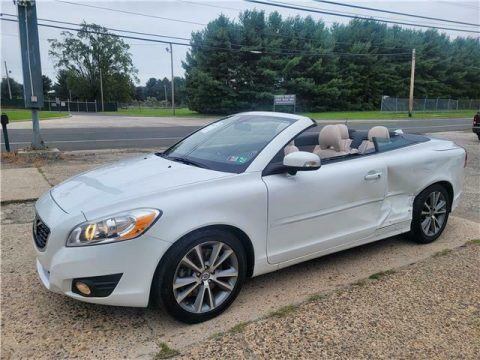 2011 Volvo C70 T5 Convertible Repairable [light damage] for sale