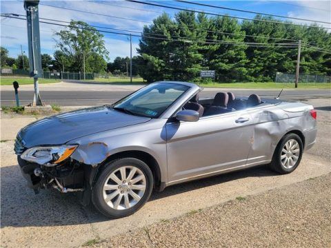 2013 Chrysler 200 Series V4 Convertible Repairable [front and side damage] for sale