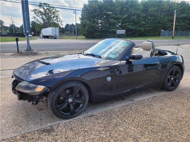 2007 BMW Z4 3.0i Roadster Convertible repairable [very light front impact]