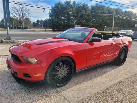 2010 Ford Mustang V6 Convertible Repairable [easy fixer] for sale