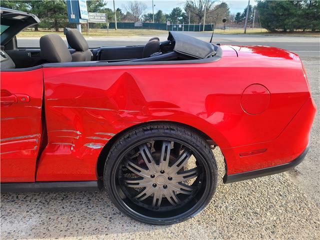 2010 Ford Mustang V6 Convertible Repairable [easy fixer]