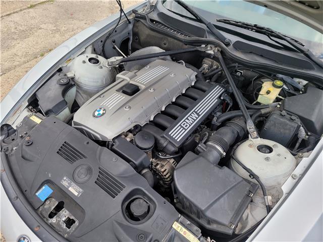 2006 BMW Z4 3.0i repairable [light front damage]
