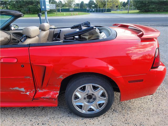 2001 Ford Mustang Convertible repairable [light damage]
